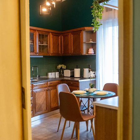 Corner House Apartment Костур Екстериор снимка