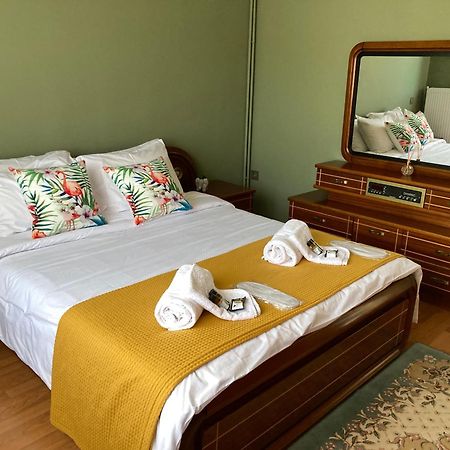 Corner House Apartment Костур Екстериор снимка