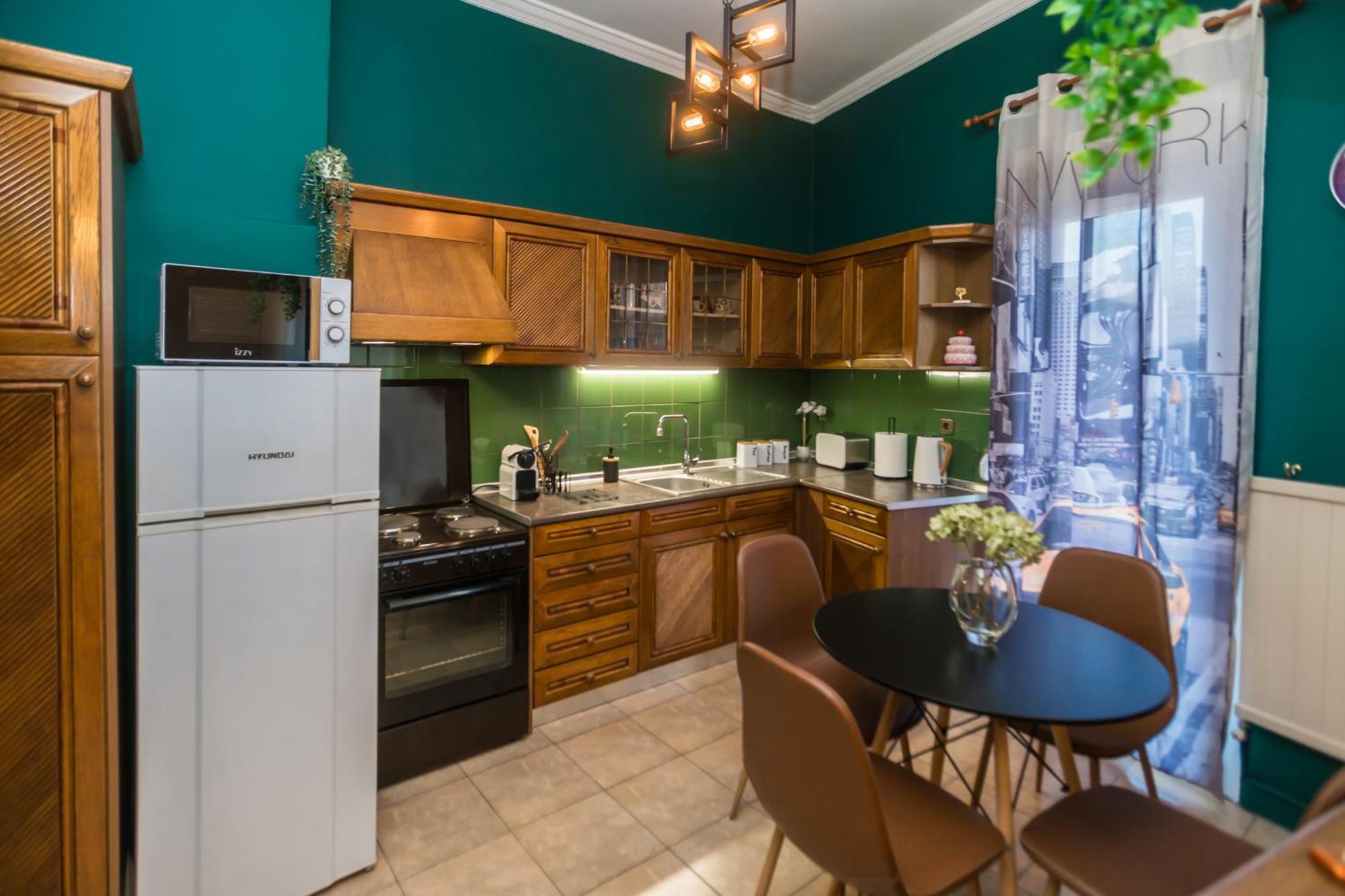 Corner House Apartment Костур Екстериор снимка